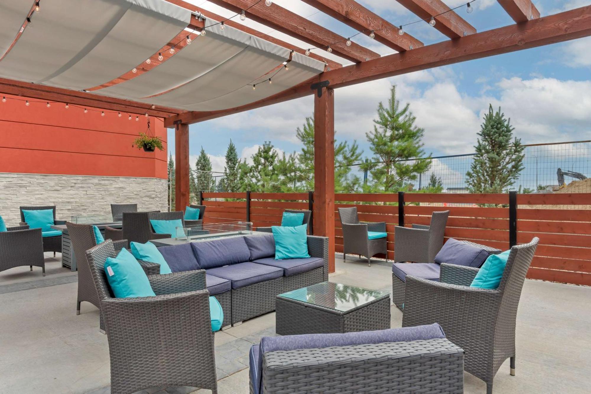 Best Western Premier Executive Residency Medicine Hat Extérieur photo