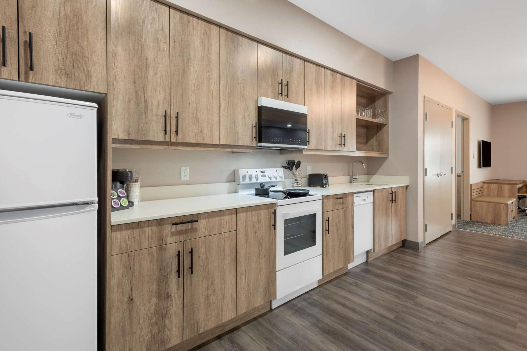 Best Western Premier Executive Residency Medicine Hat Extérieur photo